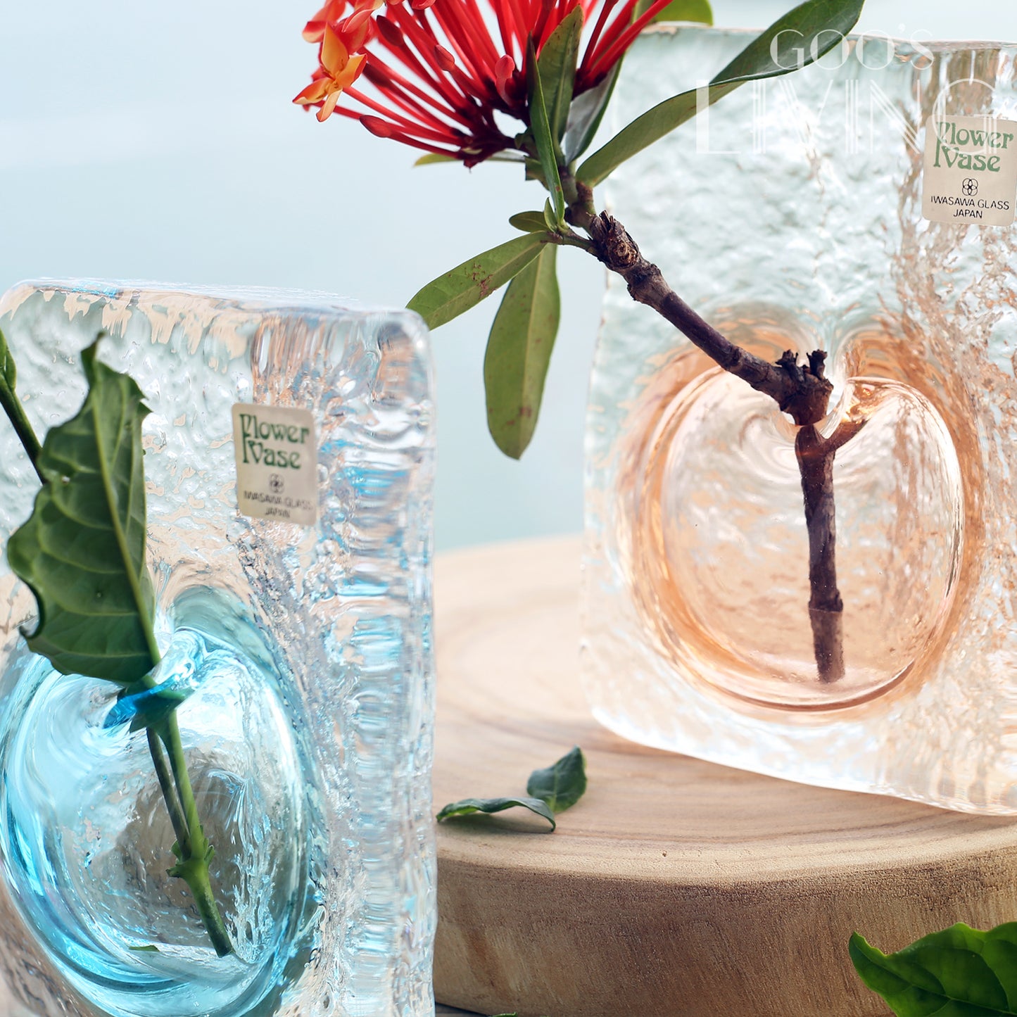 Toyo Sasaki 三角玻璃小花瓶