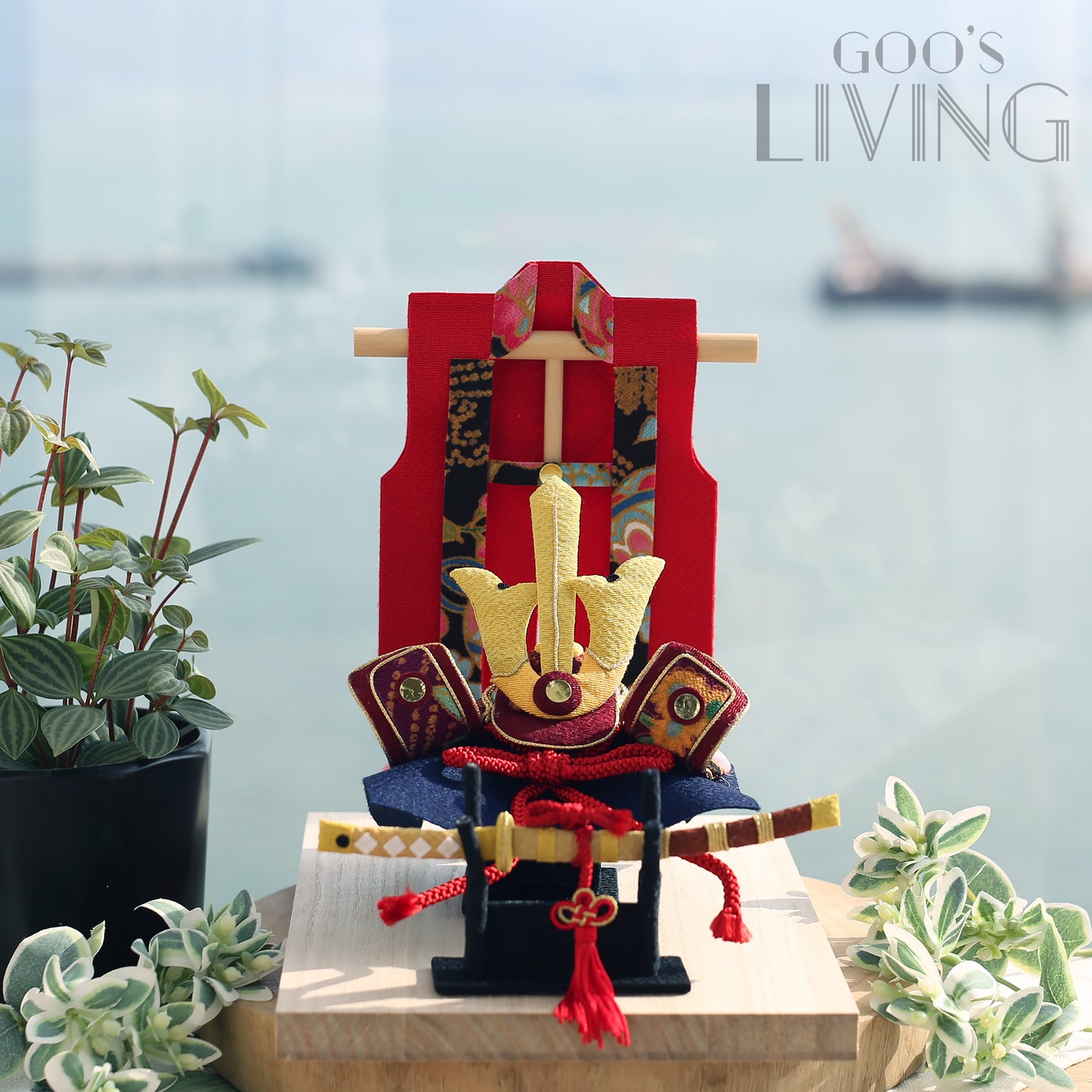 縐紗製 白木台旗幟頭盔