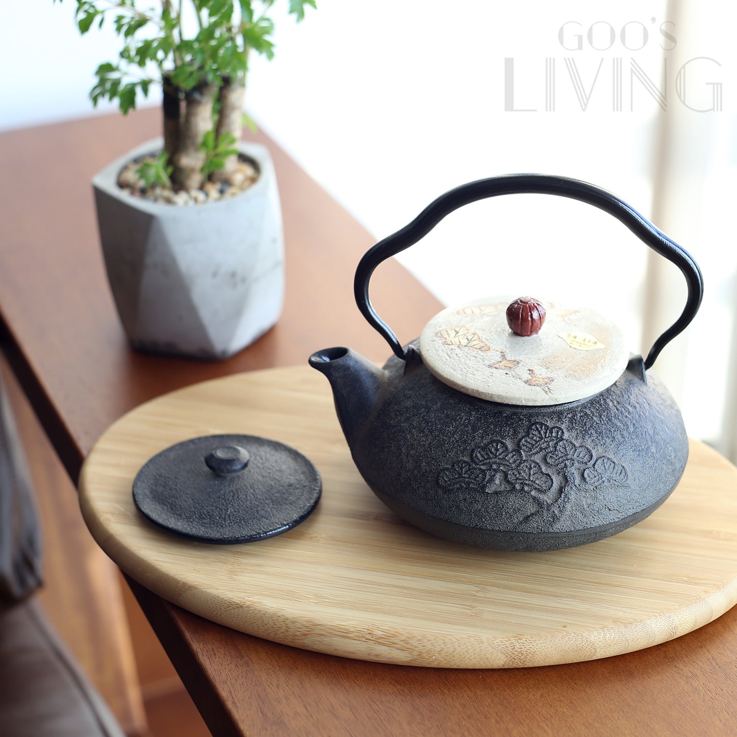 西川貞三郎 金銀彩鶴鐵瓶急須