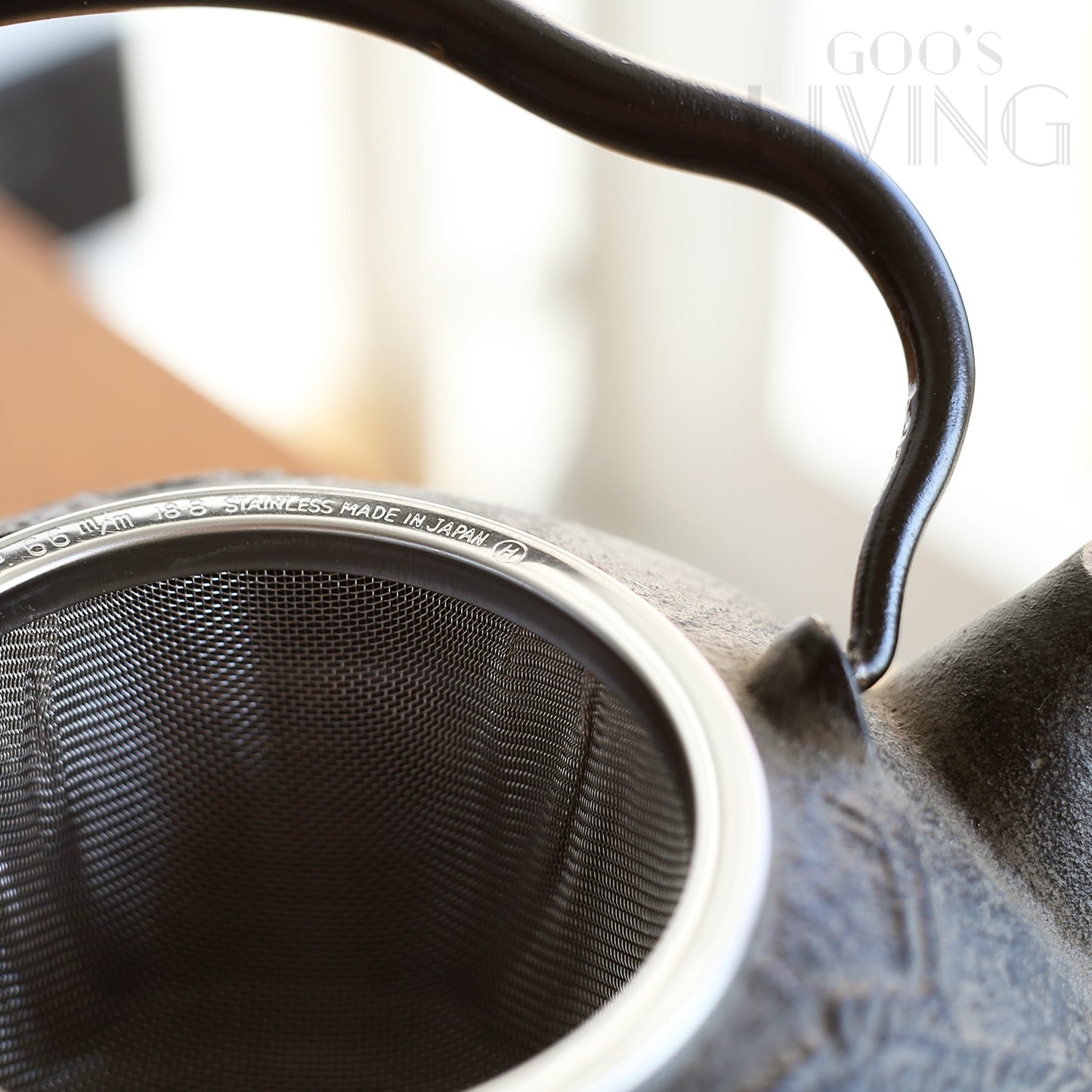 西川貞三郎 金銀彩鶴鐵瓶急須