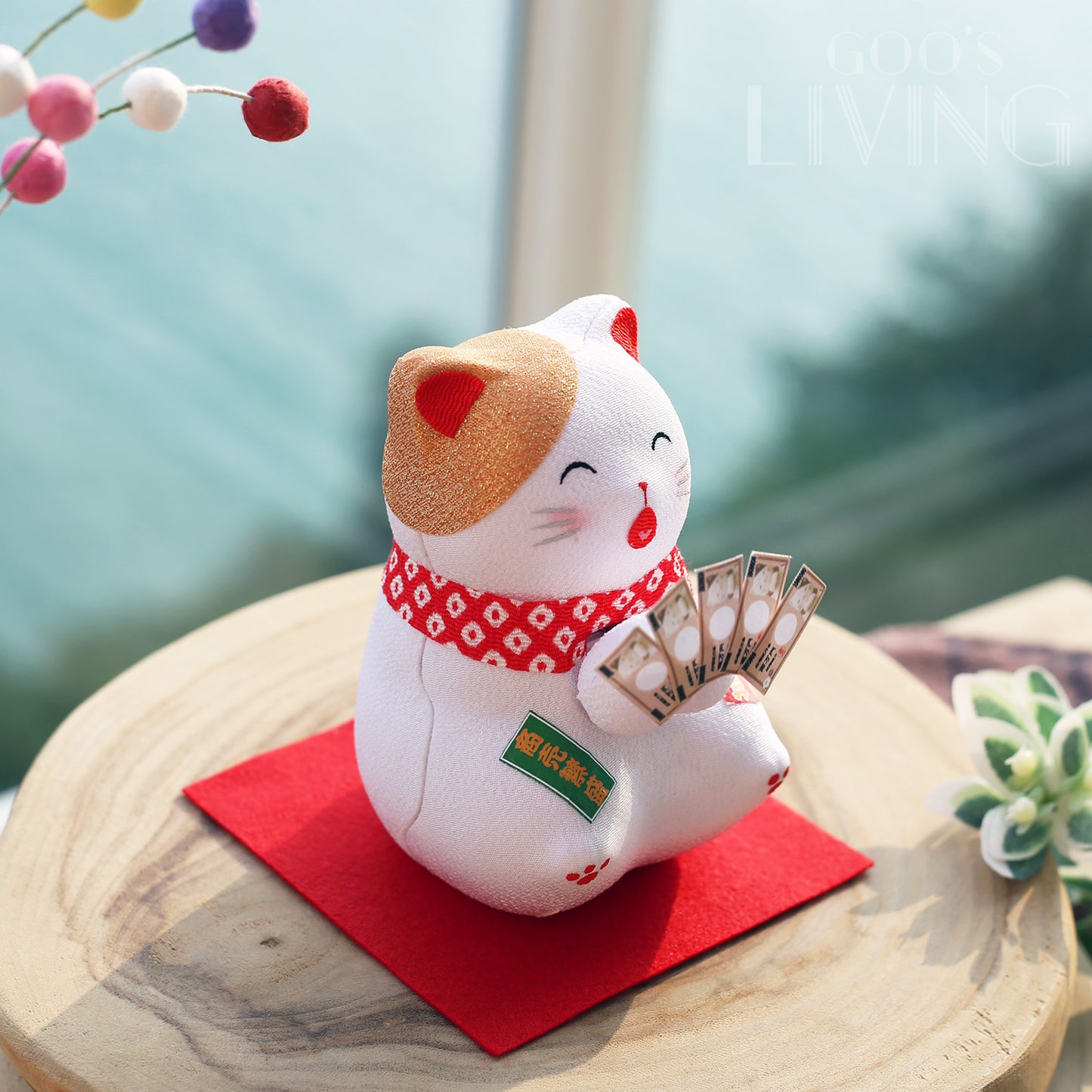 RYUKODO 太陽能搖擺招財貓