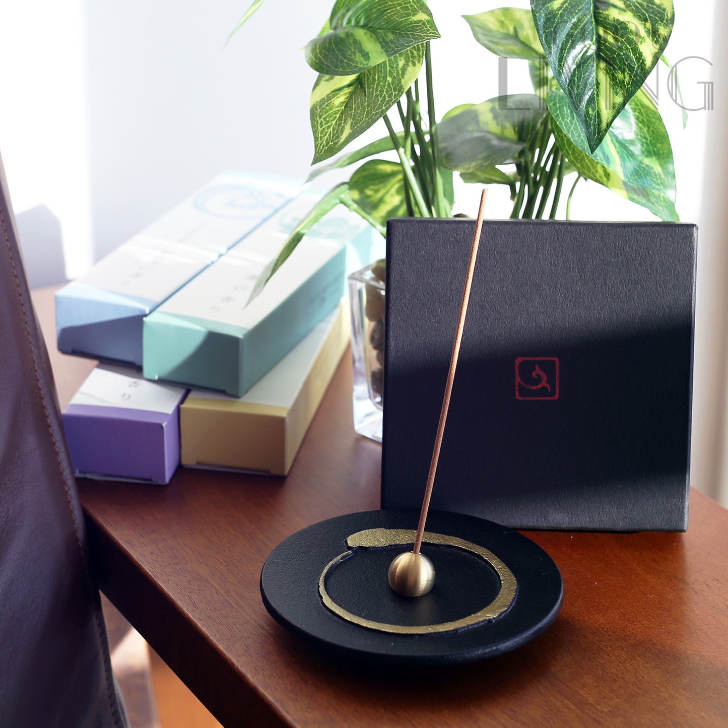 銀雅堂 一圓相鑄鐵香座